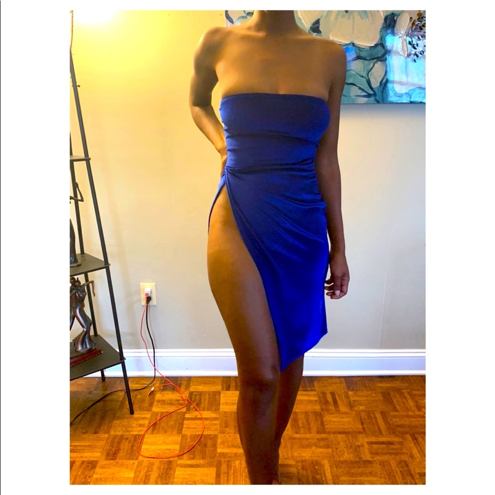 Blue Velvet high split dress💙‼️ SEXY MUST HAVE✨‼️